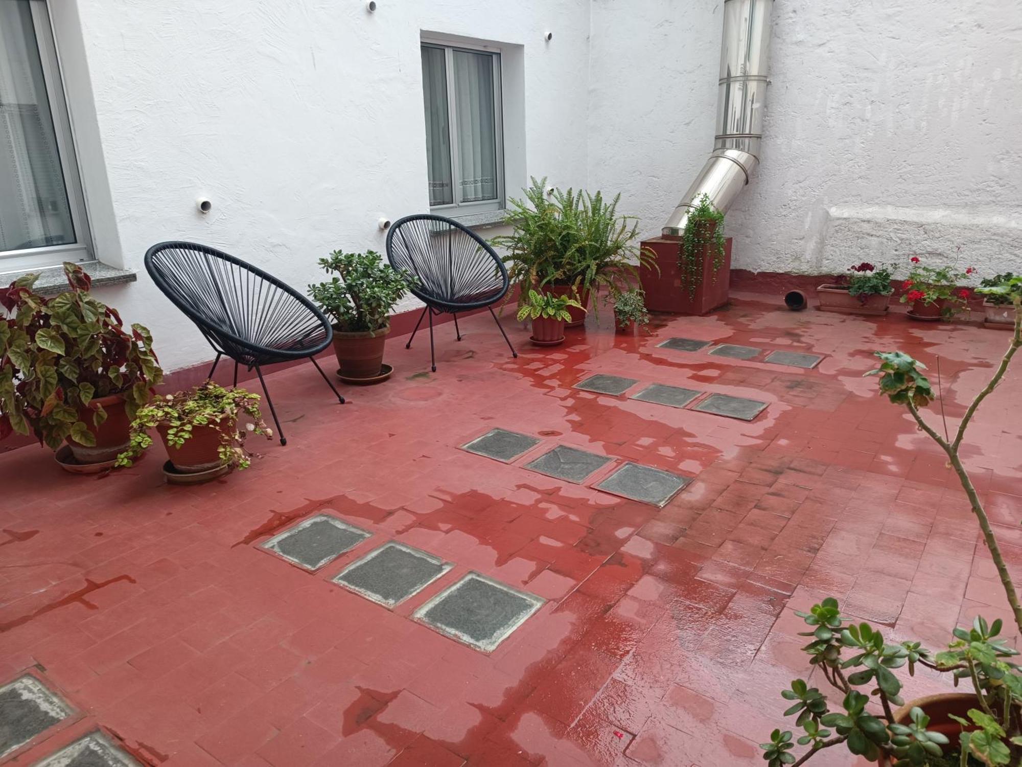 Como Una Casa De Campo En La Ciudad, Con Patio -Parking Gratis Gijón Eksteriør bilde